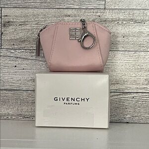 GWP- Givenchy Parfums Blush Pink Keychain Pouch/AirPods Hder